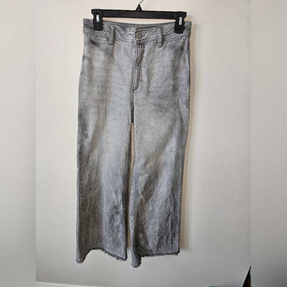 Mango Denim - Mango Catherine Wide leg hugh rise distressed raw hem Jeans size US 2/ EUR 34
